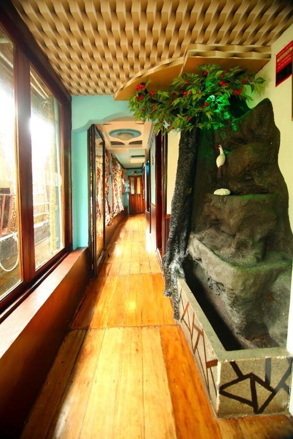 Marari Houseboat Hotel Mararikulam Eksteriør billede
