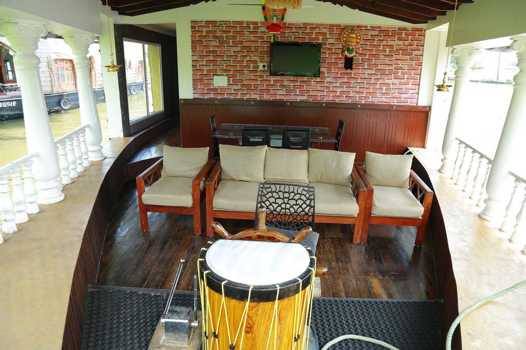 Marari Houseboat Hotel Mararikulam Værelse billede